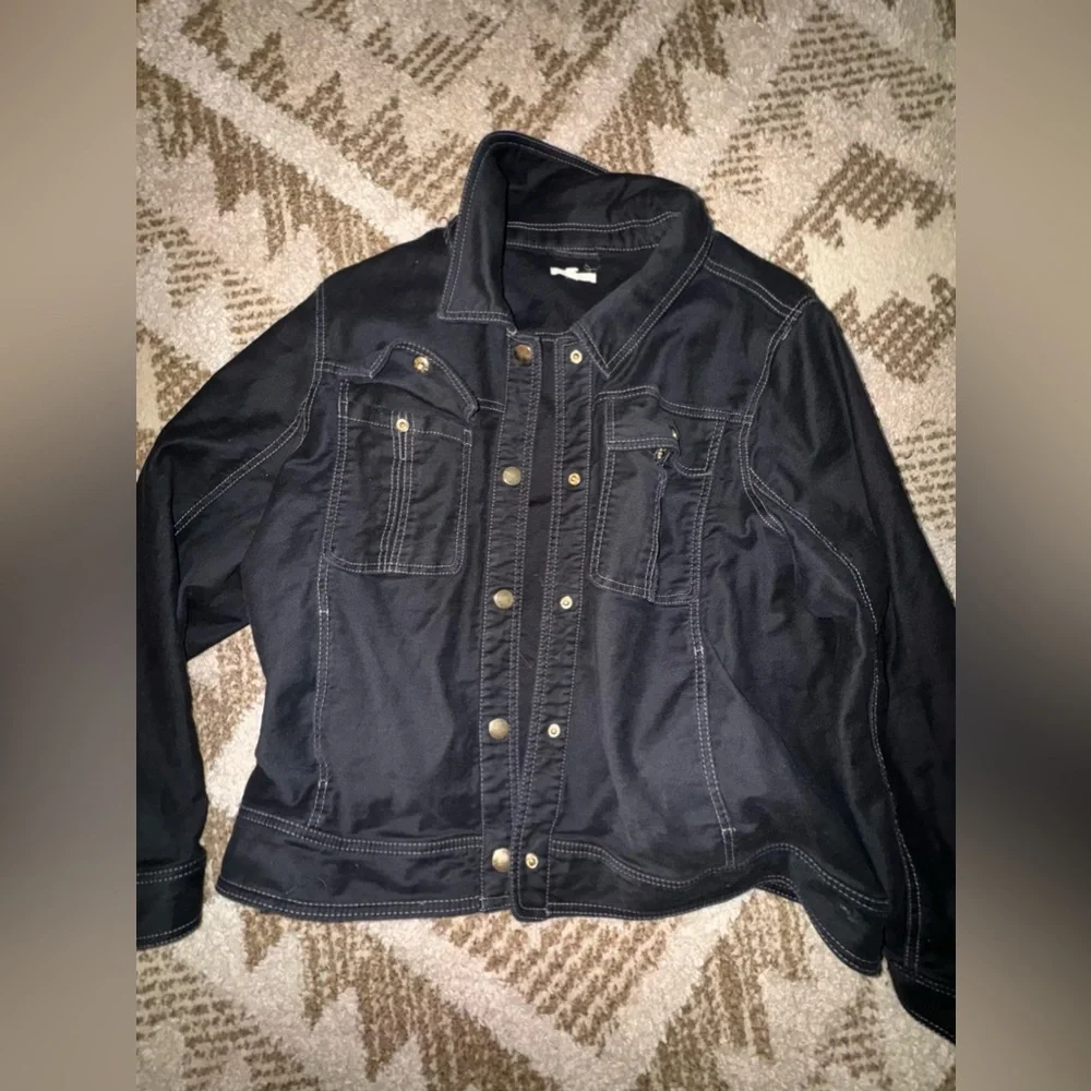 Jean Jacket - Picture 1 of 1